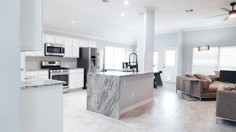 12822 Ravens Chase Ln in Cypress, TX - Building Photo