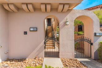 24 Via Vasari in Henderson, NV - Building Photo - Building Photo