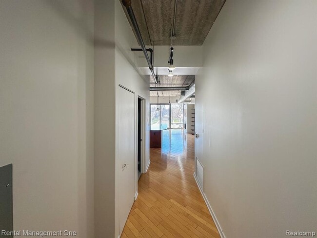 101 Curry Ave in Royal Oak, MI - Building Photo - Building Photo