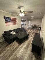 1109 E McIver Rd, Unit C in Darlington, SC - Building Photo