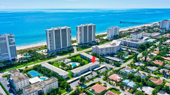 2730 Banyan Rd in Boca Raton, FL - Building Photo - Building Photo