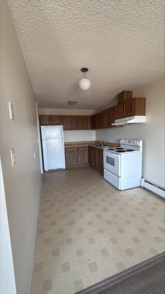 property at 4917-4961 Avenue