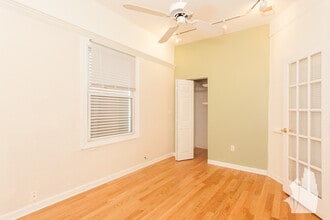 2638 Wilton N Ave, Unit 1 in Chicago, IL - Building Photo - Building Photo