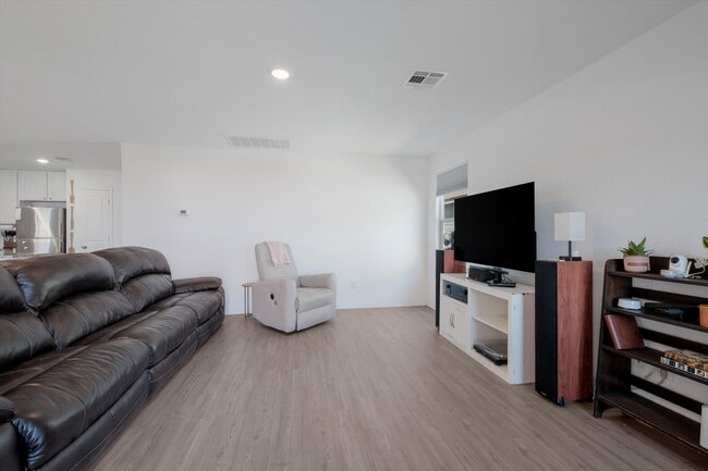 6422 Magee Run in San Antonio, TX - Building Photo - Building Photo