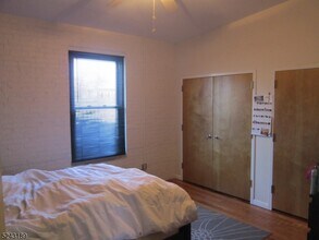 17 Division St in Somerville, NJ - Building Photo - Building Photo