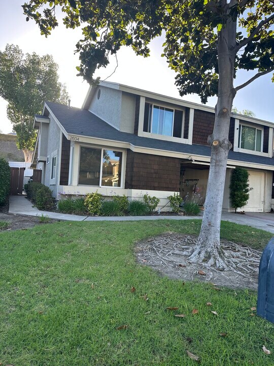 2604 Pennington Ln in San Diego, CA - Building Photo