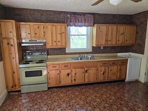 595 Bethel Ridge Rd in Sharpsburg, KY - Building Photo - Building Photo