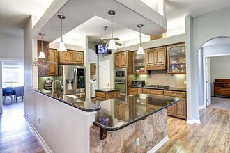 3813 Kangaroo Ct in Corpus Christi, TX - Foto de edificio - Building Photo