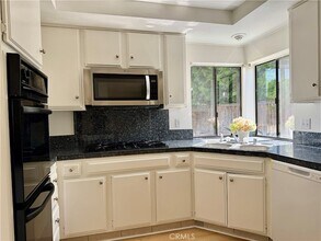 3 Atlanta in Irvine, CA - Building Photo - Building Photo