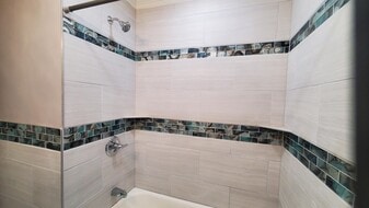 316 Sheffield Ave in Flint, MI - Building Photo