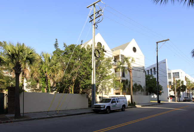 St. Philips Place in Charleston, SC - Building Photo - Building Photo