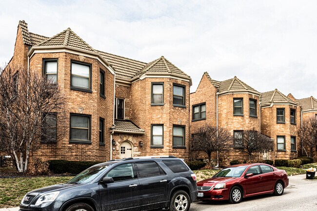 4509 Broadway in Kansas City, MO - Foto de edificio - Building Photo