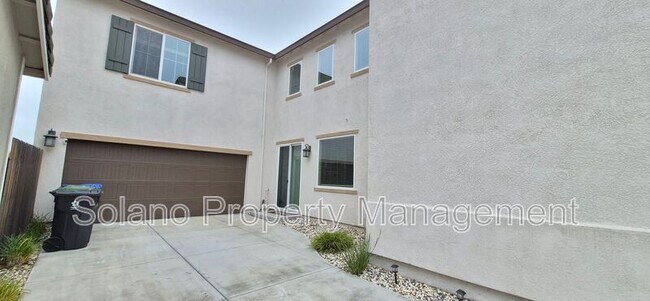 2397 Sheldon Dr in Fairfield, CA - Building Photo - Building Photo