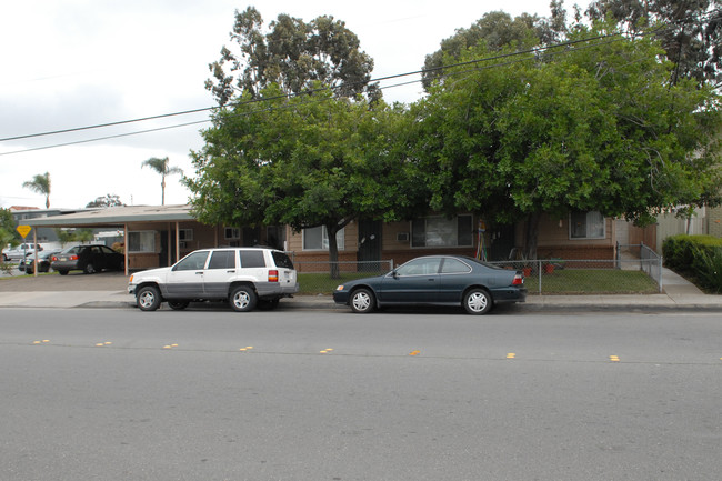 501 - 509 E Park Ave in El Cajon, CA - Building Photo - Building Photo