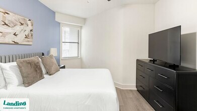 15777 Quorum Dr in Addison, TX - Building Photo - Building Photo