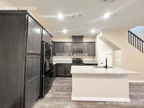 779 E Doral Ave in Gilbert, AZ - Building Photo - Building Photo