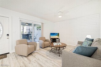 25740 Hickory Blvd in Bonita Springs, FL - Building Photo - Building Photo