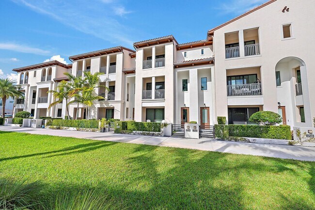 property at 12514 Gross Pointe Dr