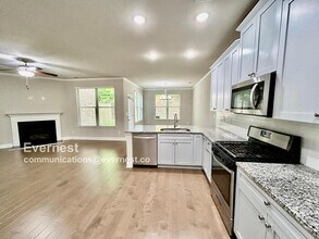 5945 Arbor Knoll Pl in Suwanee, GA - Building Photo - Building Photo