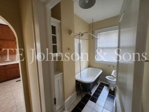2106 S Main St in Winston-Salem, NC - Building Photo - Building Photo