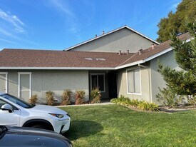 1111 Lord Nelson Ln in Foster City, CA - Building Photo