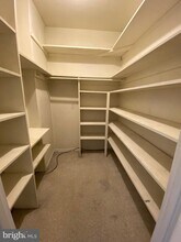 1502 S George Mason Dr-Unit -10 in Arlington, VA - Building Photo - Building Photo