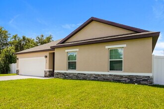 1424 Kissimmee Ct in Poinciana, FL - Building Photo - Building Photo