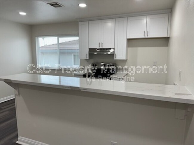 3418 20th St in Highland, CA - Building Photo - Building Photo