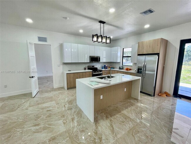 435 N Quebrada St in Clewiston, FL - Building Photo - Building Photo