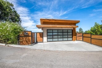 213 California Ave in Mill Valley, CA - Building Photo - Building Photo