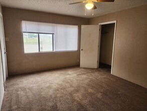 218-220 E 9th St in Portales, NM - Building Photo - Building Photo
