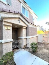 8809 Horizon Wind Ave in Las Vegas, NV - Building Photo - Building Photo