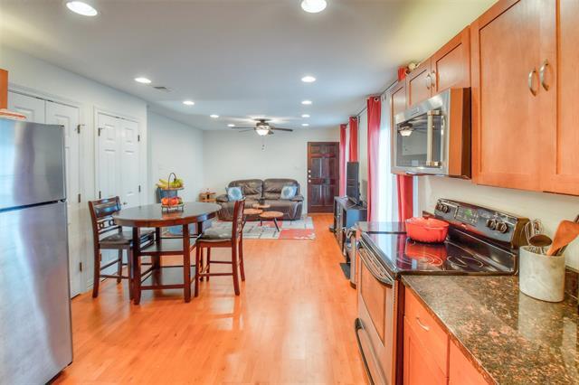 2722 Knight St in Dallas, TX - Building Photo - Building Photo