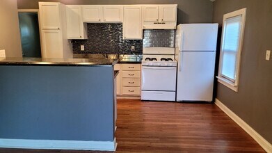 314 W Walter Ln in St. Joseph, MO - Building Photo - Building Photo