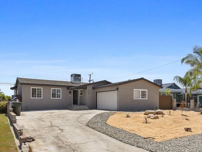 property at 2229 Gale Ave