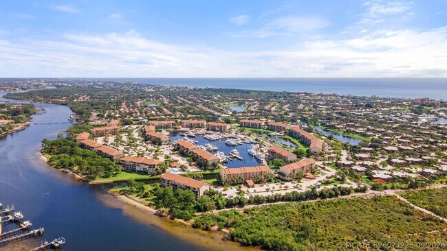 property at 1601 Marina Isle Way