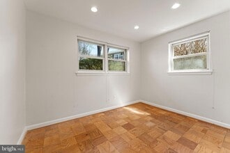 6337 Beryl Rd in Alexandria, VA - Building Photo - Building Photo