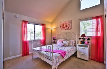 39690 Potrero Dr in Newark, CA - Building Photo - Building Photo