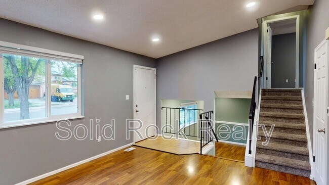 4817 Ridenour Dr in Colorado Springs, CO - Foto de edificio - Building Photo