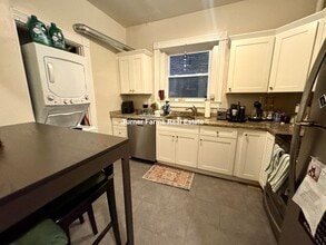 614 Columbus Ave, Unit 5 in Boston, MA - Foto de edificio - Building Photo