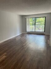 Centaurus Place in Burnaby, BC - Building Photo - Building Photo