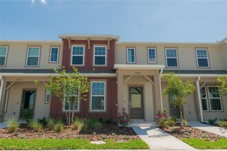 2037 Calm Soul Wy in Kissimmee, FL - Building Photo - Building Photo