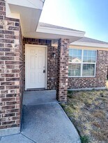 6302 Temora Loop in Killeen, TX - Building Photo