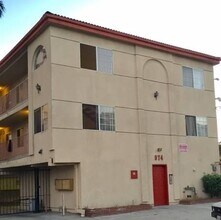 974 Figueroa Ter in Los Angeles, CA - Building Photo - Building Photo