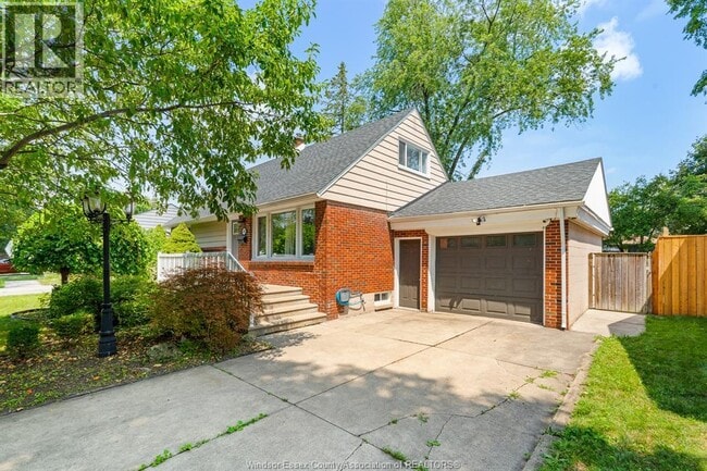 property at 3070 Dandurand Ave