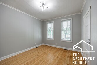 3714 W Cortland St, Unit 1 in Chicago, IL - Building Photo - Building Photo
