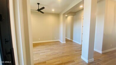 13150 W Desert Frst Trl in Peoria, AZ - Foto de edificio - Building Photo