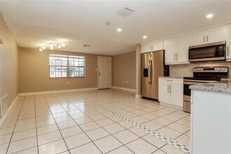 9226 Rainbow Ln in Port Richey, FL - Building Photo - Building Photo