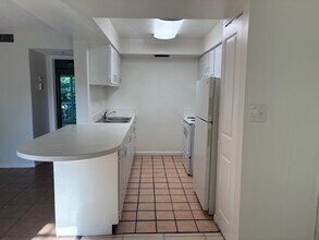 4504 3rd St Cir W in Bradenton, FL - Foto de edificio - Building Photo