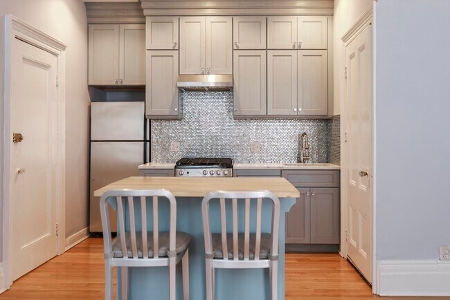 51 Hancock St in Boston, MA - Building Photo - Building Photo